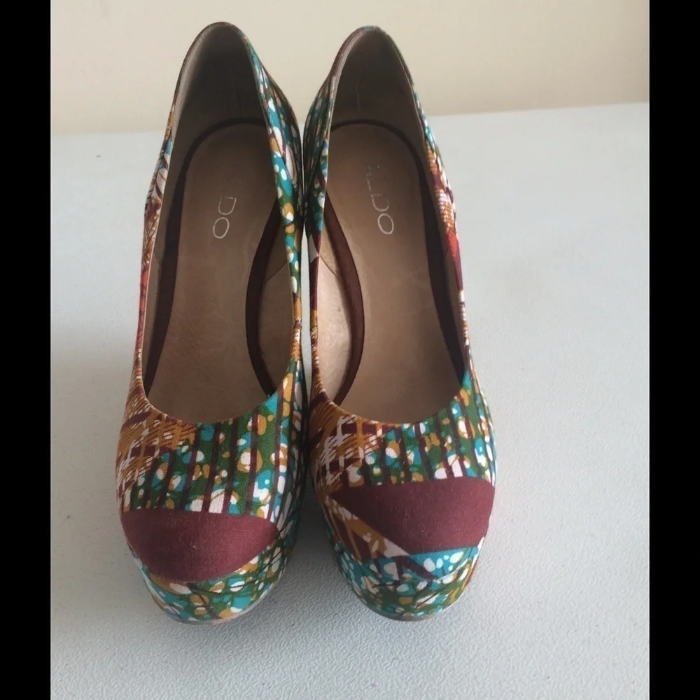 Aldo Tribal Print Wedges Size 37 🔴CLEARANCE 🔴